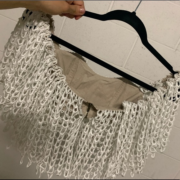 Stone Cold Fox Top - Picture 3 of 12